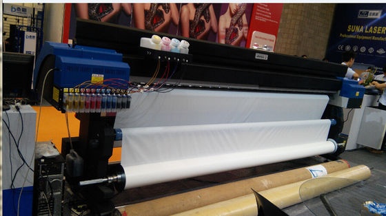 A-Starjet 3pcs DX7 の印字ヘッド、広告のための 1800mm の大判カメラの支払能力があるプリンター、セリウム